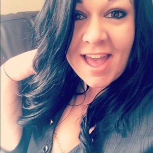 Meet your Posher, Dierdra